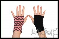 Kurze Wendestulpen in flamingo und schwarz